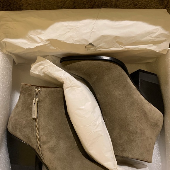 Chloé Booties - Picture 3 of 11